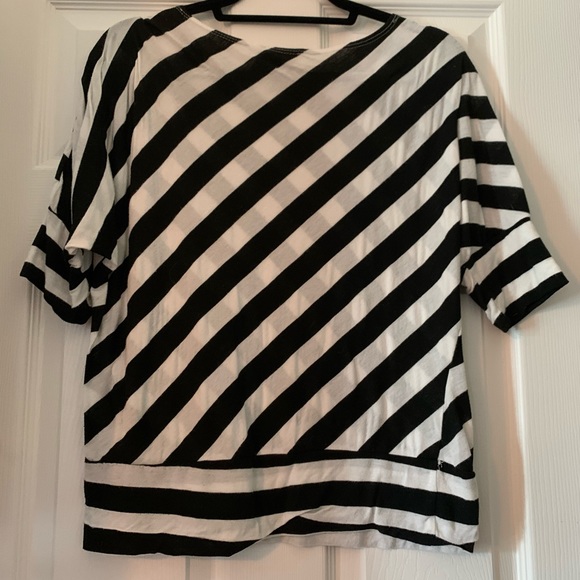 R marks 3/4 sleeve shirt size medium - Picture 2 of 3